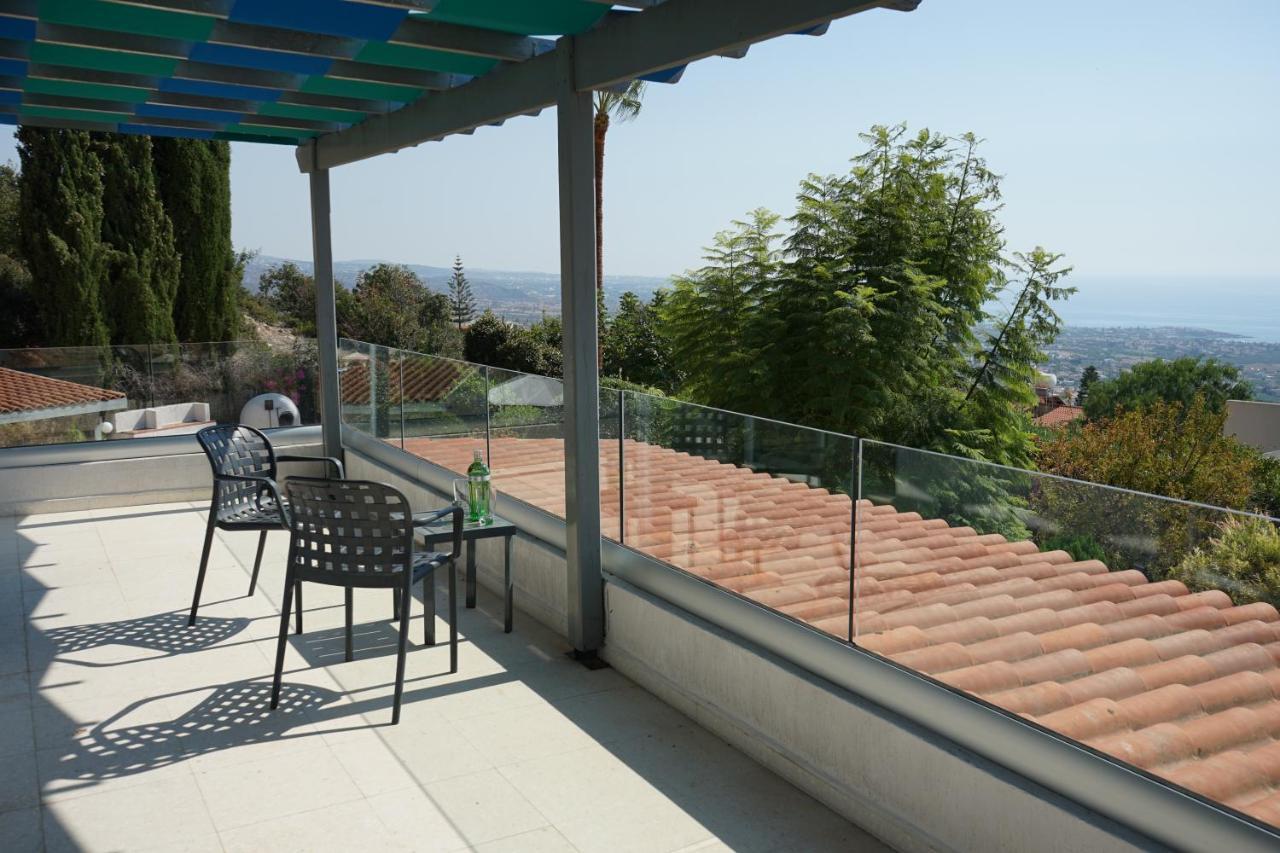 Oceana - With Private Pool And Gardens *