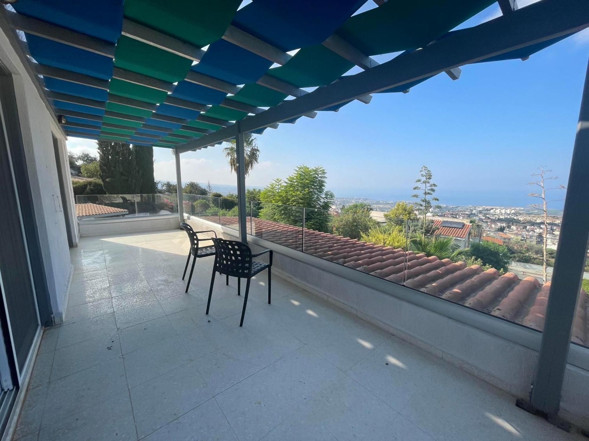 Oceana - With Private Pool And Gardens *